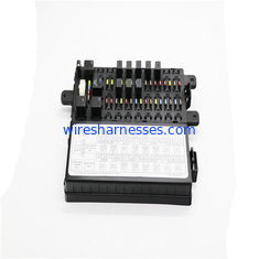 YY24E00008F2 ชุดกล่องฟิวส์สำหรับ Kobelco Excavator SK200-8 SK350-8