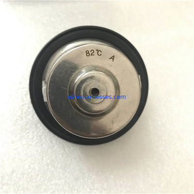 Komatsu Excavator S6D95 Engine Thermostat 600-421-6360 น้ำมันเครื่องควบคุมอุณหภูมิ