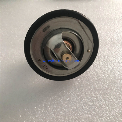 6004-21-6310 เครื่องควบคุมอุณหภูมิน้ำหล่อเย็นเครื่องยนต์ Komatsu S6D125 เครื่องควบคุมอุณหภูมิเครื่องยนต์