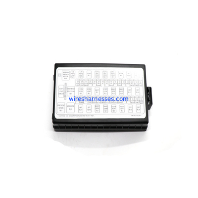 YY24E00008F2 ชุดกล่องฟิวส์สำหรับ Kobelco Excavator SK200-8 SK350-8