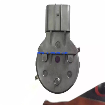8-98238249-0 วาล์วหมุนเวียนไอเสีย ZAX200-3 Excavator Engine EGR Valve