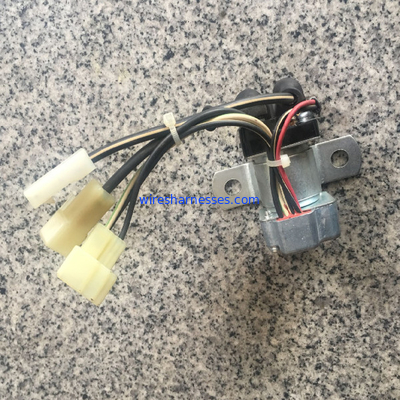 24V Safety Isuzu Fuse Relay Box 1825530391 รีเลย์สตาร์ทรถยนต์